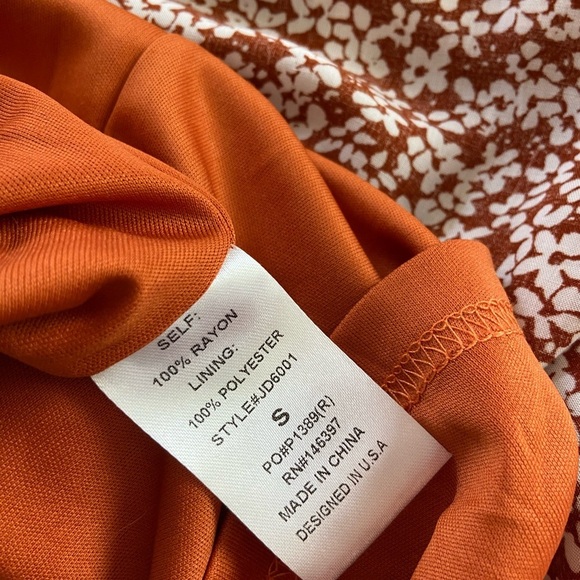 Endless Blu NWT Brown/Rust Coloured Floral Print Flowy Dress Size S - Picture 9 of 10